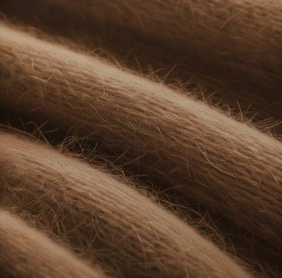 Premium-Cashmere erkennen & pflegen: So bleibt Ihr Luxus-Pullover ewig weich - Balldiri