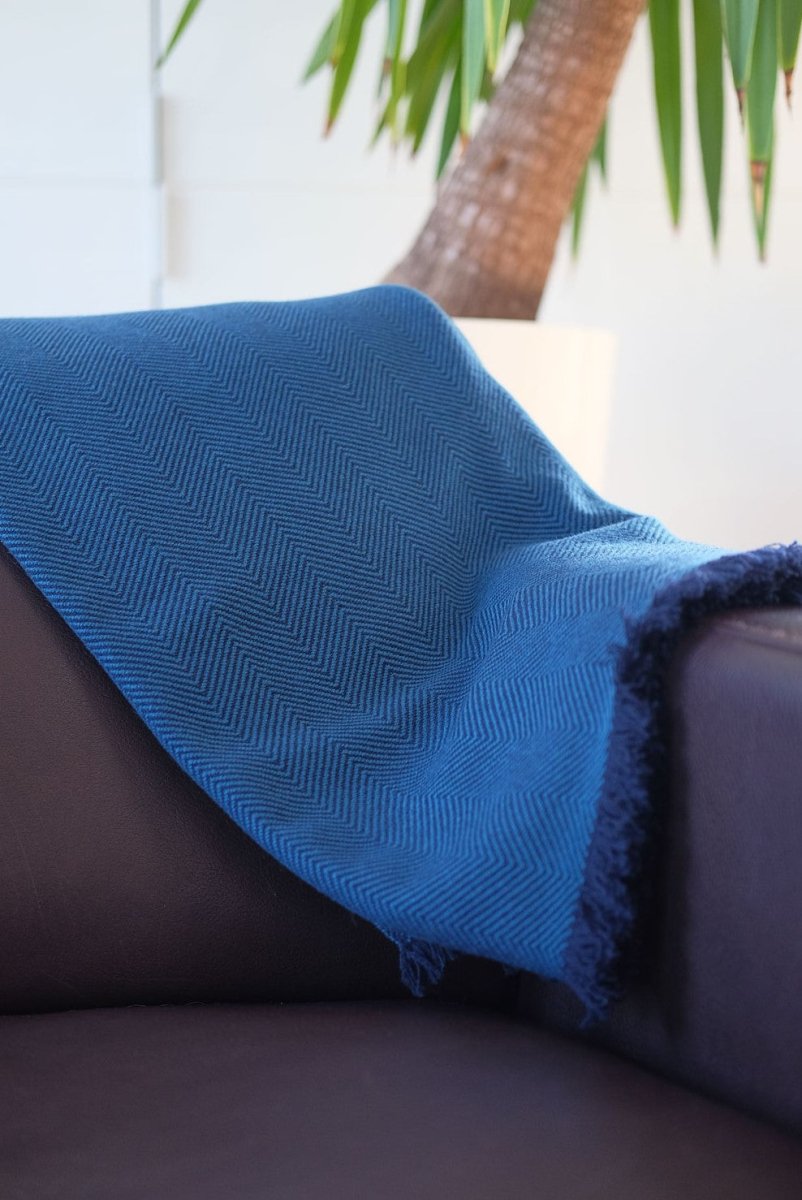 Balldiri Kaschmir Kuscheldecke 130x190 cm - 100% Kaschmir, 4 - fädig für ultimativen Komfort - Balldiri