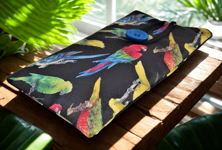 Handytasche aus Stoff handgefertigt | Balldiri Handwerks-Atelier - Papagei - Balldiri