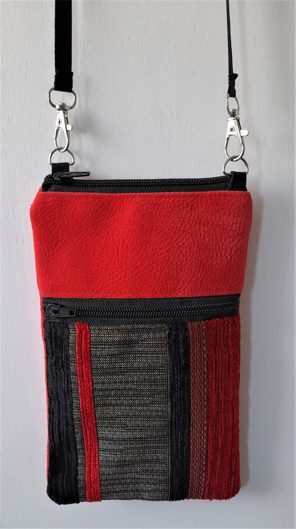 Handytasche zum Umhängen, Crossbody Bag aus Stoff rot-schwarz